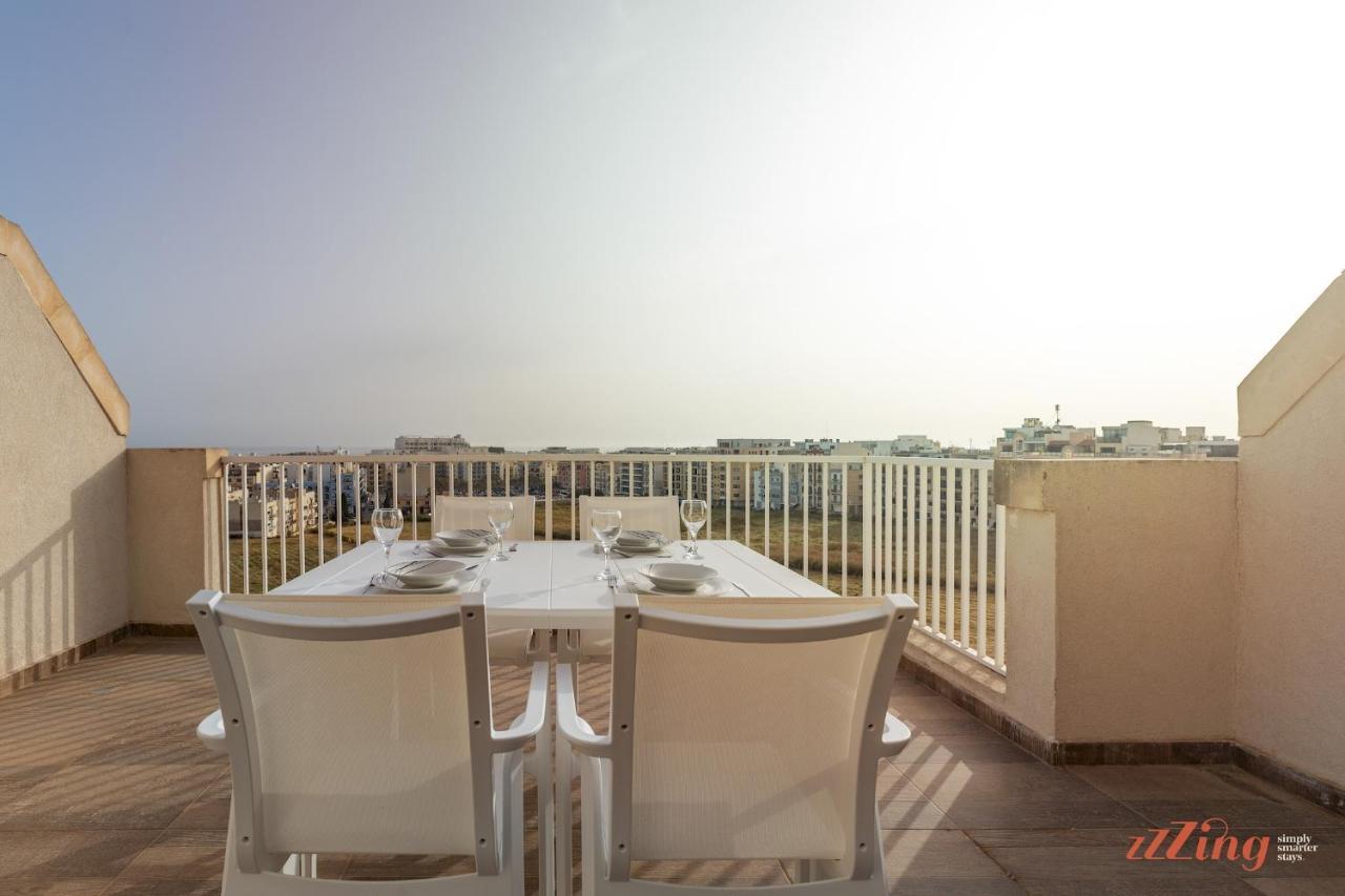 Appartement Sunny Penthouse Wterrace And Open Views à San Pawl il-Baħar Extérieur photo